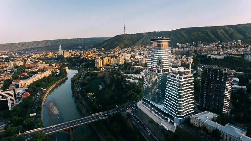 Luxury Hotel Apartment With Stunnig Views For 4 - By Wehost Tiflis Gürcistan